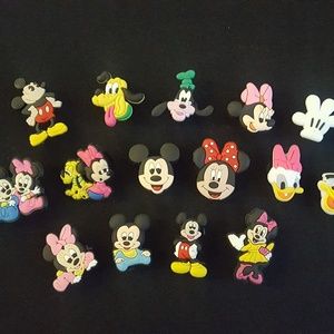 crocs jibbitz mickey